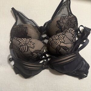 CALVIN KLEIN UNDERWEAR Black Lace Calvin Klein Black Label Bras 34B — Set of 3